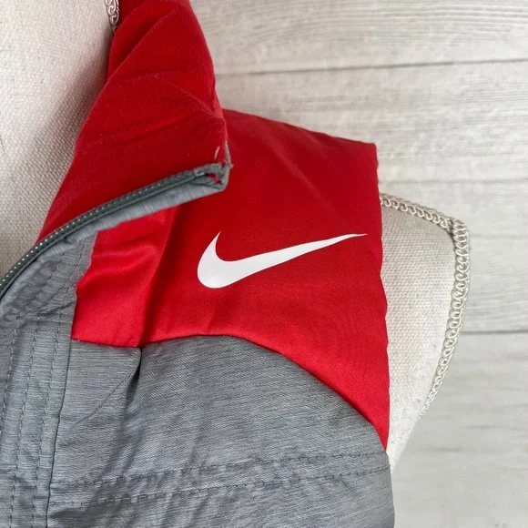 Nike Active Vest - Picture 2 of 9
